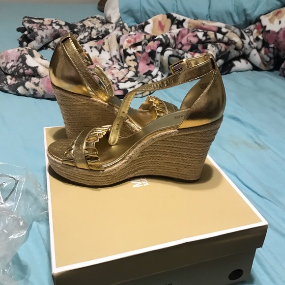 Wedges - Picture 2 of 4